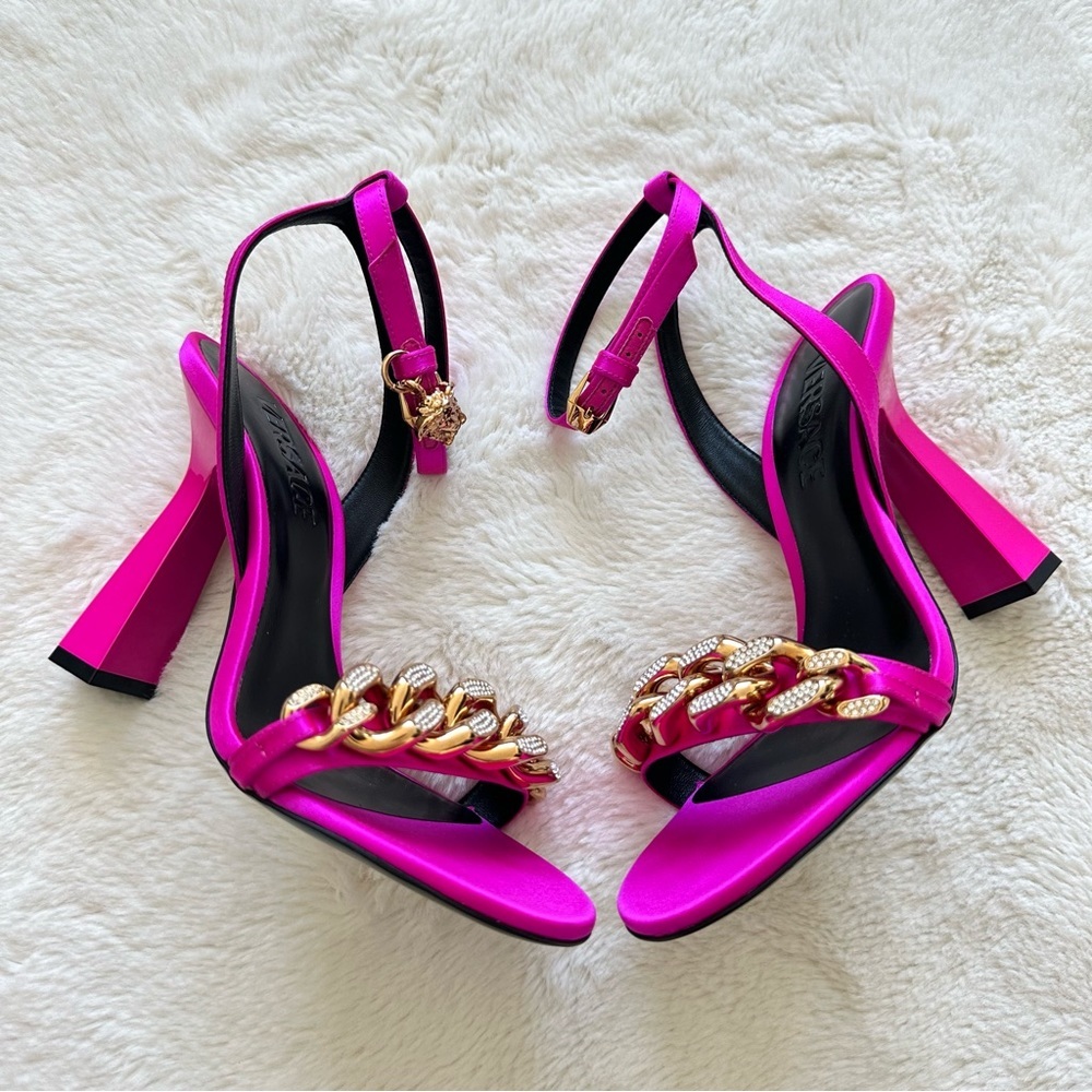 NEW!!! Versace women high heels shoes size 37.5 Authentic Retail 1250$